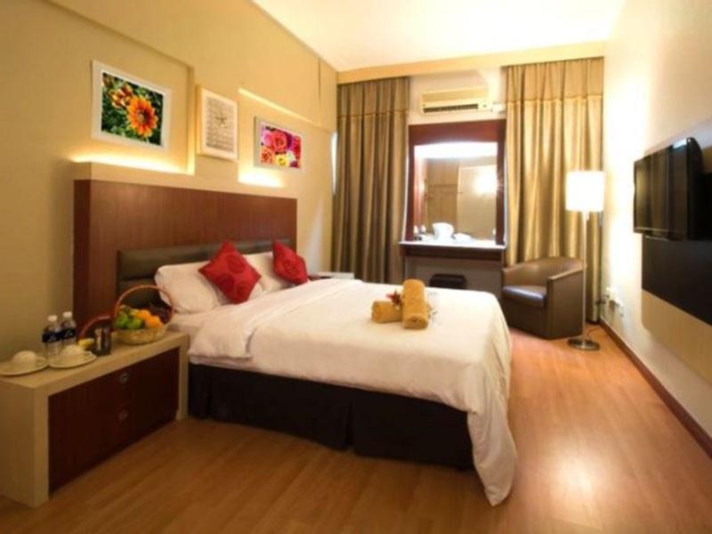 The Landmark Hotel Batu Pahat Bagian luar foto